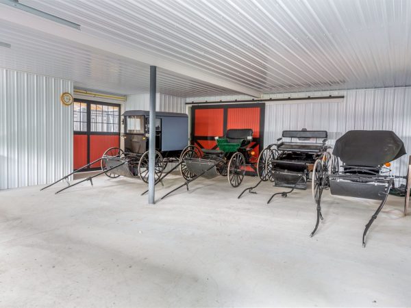 horse carriage storage bay